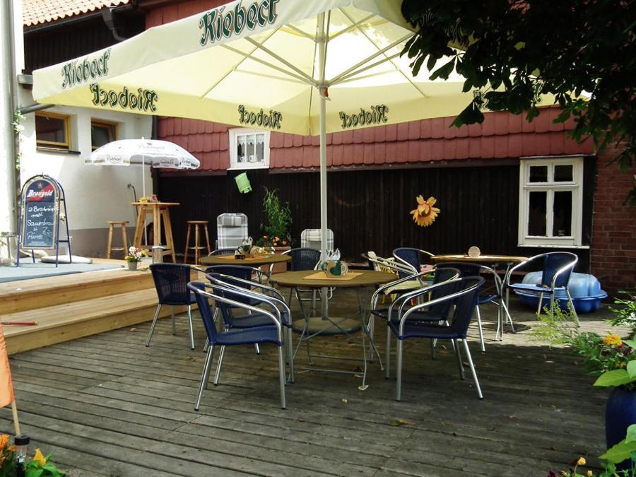 Gasthaus & Hotel Zur Linde Friedrichroda Extérieur photo